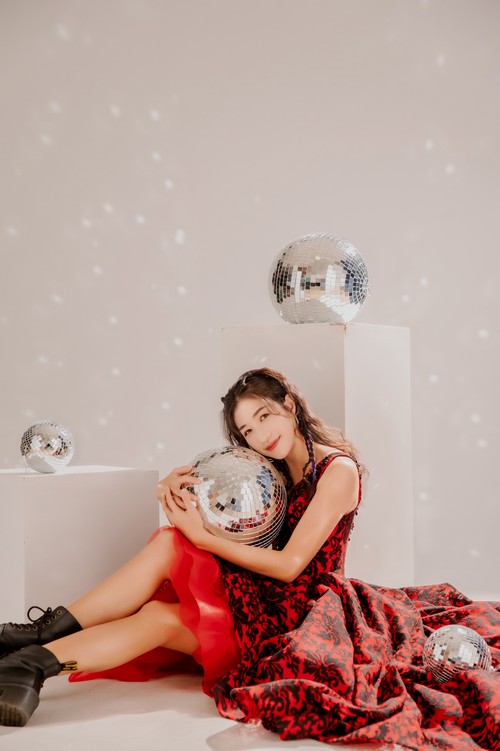 個人寫真,形象照,韓系寫真,時尚寫真,攝影棚拍照,個人形象攝影,女神寫真,雜誌風拍照,個人攝影方案,高質感寫真照